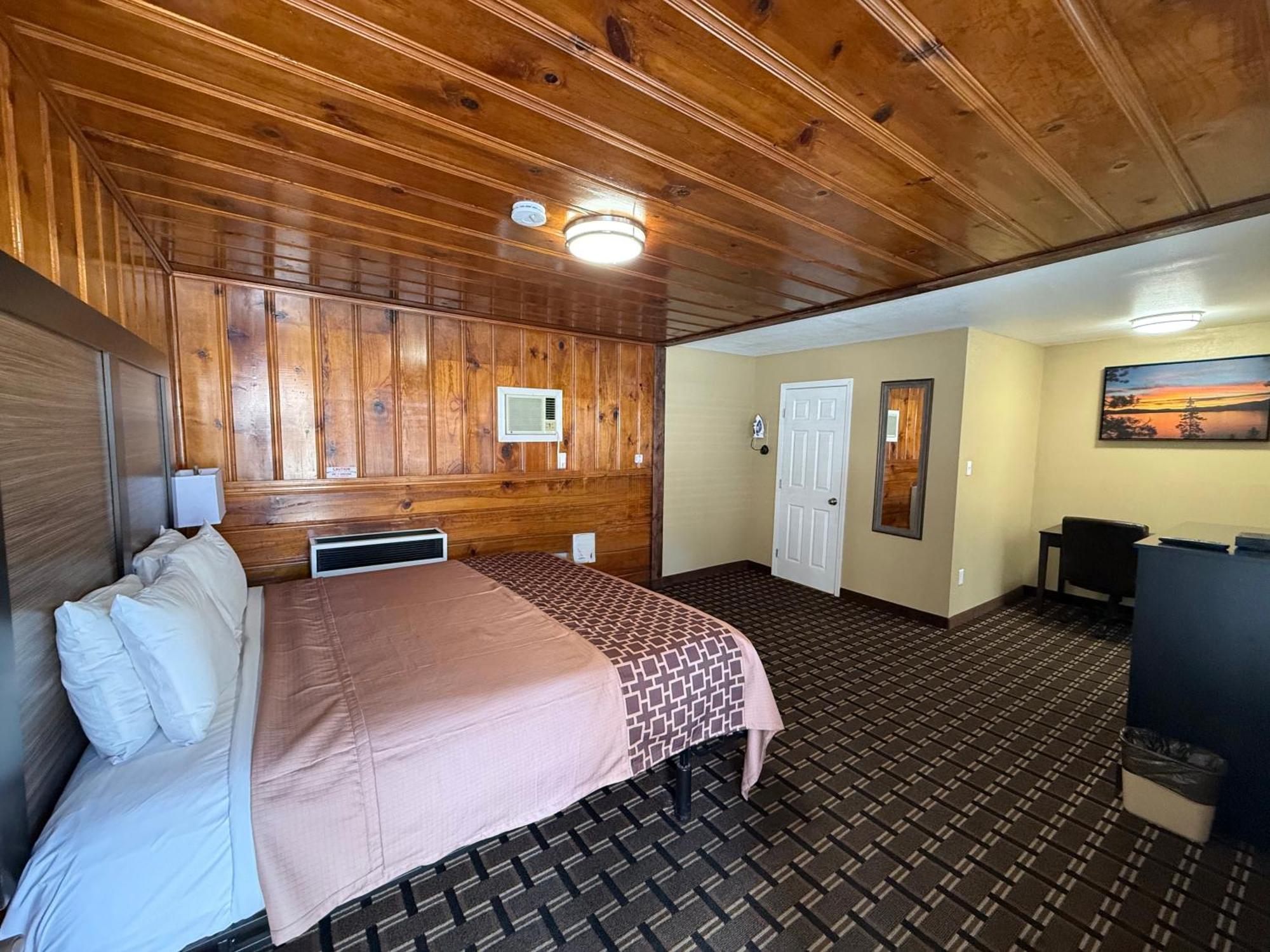 Pinewood Inn サウス・レイクタホ エクステリア 写真