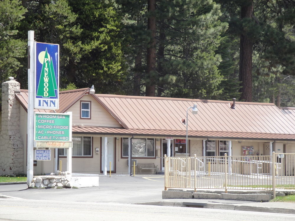 Pinewood Inn サウス・レイクタホ エクステリア 写真