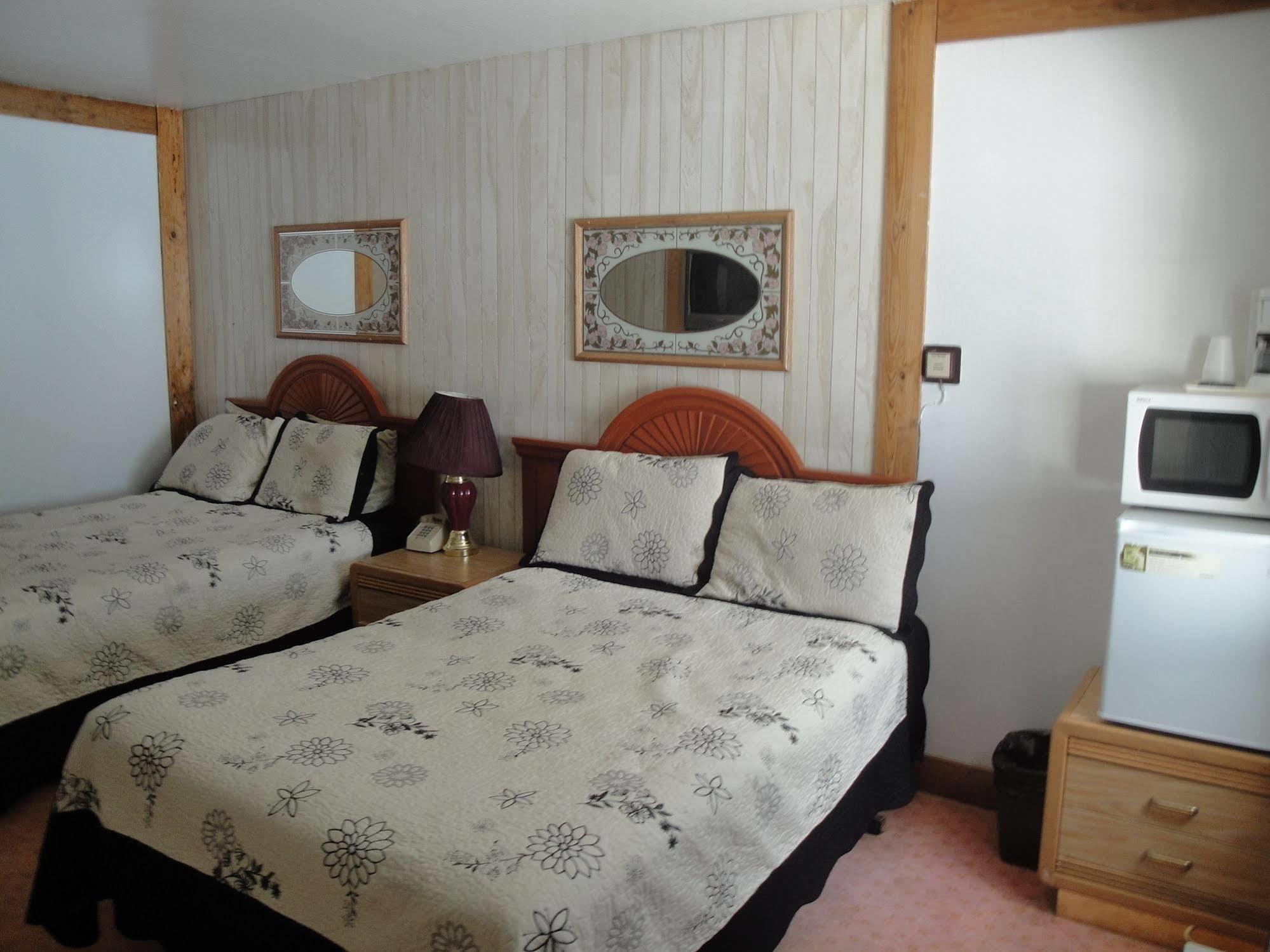 Pinewood Inn サウス・レイクタホ エクステリア 写真